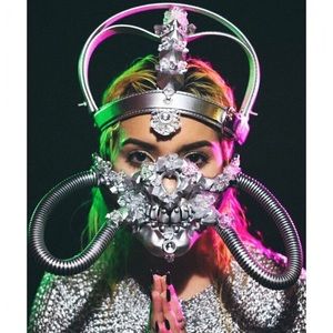 Meet your Posher, Joel